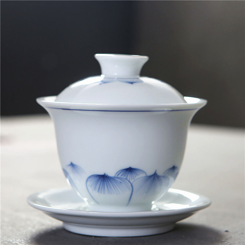 Jingdezhen blue and white porcelain clay phase tureen large cups kung fu tea set jade porcelain three cup of the big bowl of household