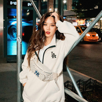 South Korea MLB Purse Strings new Old Flower Skew Satchel NY men and womens joint Ins Chains Sports Chest Bag