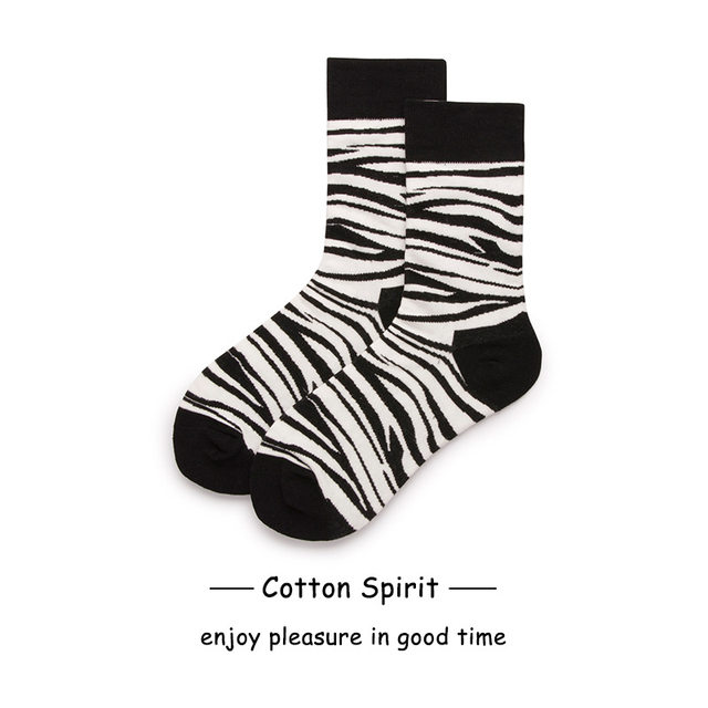 Socks women's mid-tube spring and autumn college wind pure cotton stockings male zebra cow socks Korean version cute Japanese ins tide