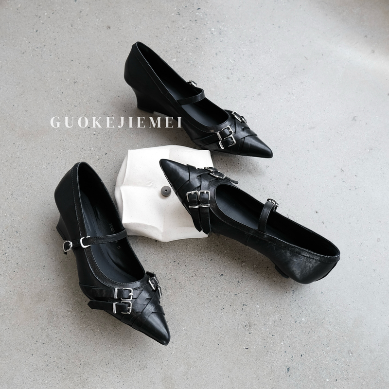 【Guokejiemei】3Cm/6Cm Pointed Toe Dark Style Street Versatile High-Fashion Design Genuine Leather Fashion Shoes 【Guokejiemei】3Cm/6Cm Pointed Toe Dark Style Street Versatile High-Fashion Design Genuine Leather Fashion Shoes