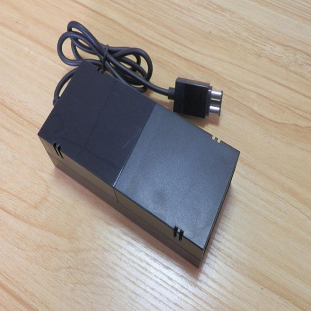 Máy chủ XBOX ONE máy biến áp cung cấp nguồn Bộ đổi nguồn AC Bộ chuyển đổi điện 110v 110v Phiên bản sử dụng trong nước của Hoa Kỳ - XBOX kết hợp tay cầm game