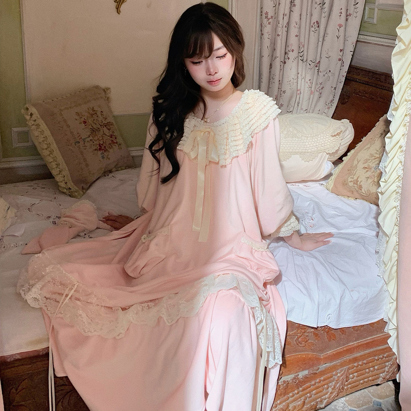 Lisaph/ Home Museum Series 2.0 Heavy-Duty Antique-Style Fleece-Lined Layered Large-Collar Home Nightgown