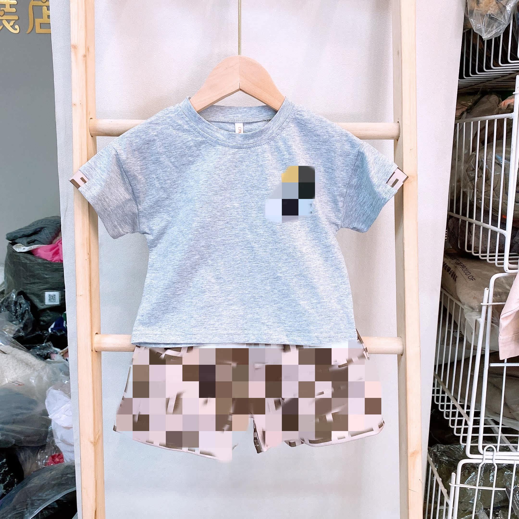 Children's suit sports summer tide boys and girls alphabet casual short-sleeved T-shirt short pants two-piece set 01329