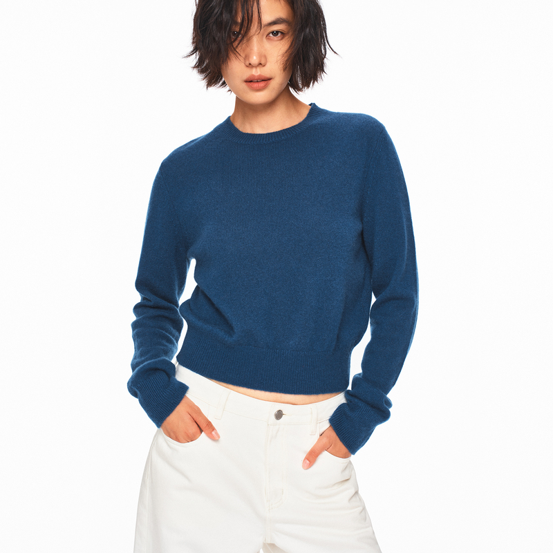 Taffa Tang Fa Fa's "Warm Blue" Consinee Series Royal 100% Cashmere Round Neck Casual Short Sweater Taffa Tang Fa Fa's "Warm Blue" Consinee Series Royal 100% Cashmere Round Neck Casual Short Sweater