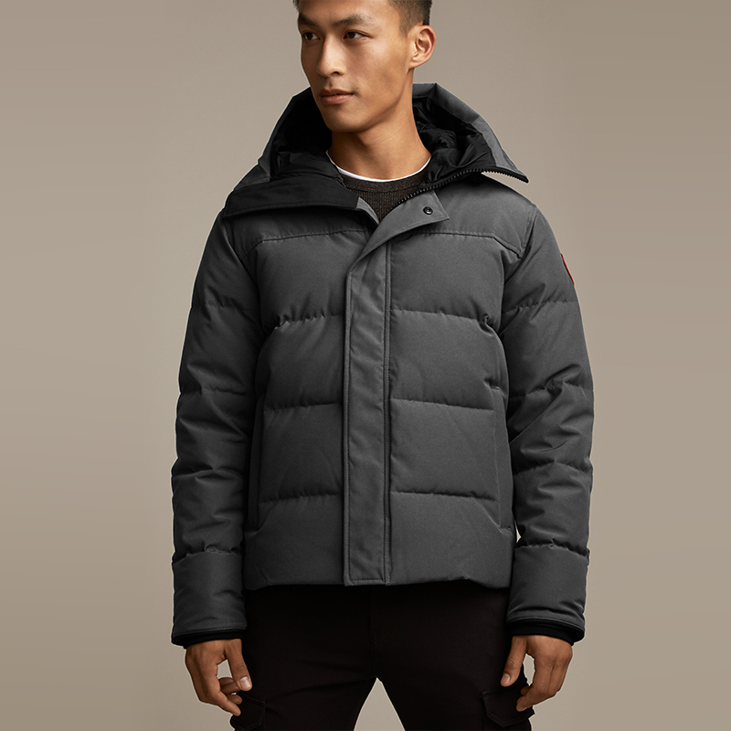 Canada Goose 加拿大鹅 MacMillan Parka 修身款男式派克羽绒服 3804M 8.1折$724.95 海淘转运到手约￥4903 天猫￥8200