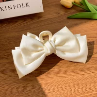 31 # чистый белый бант [одна сторона]