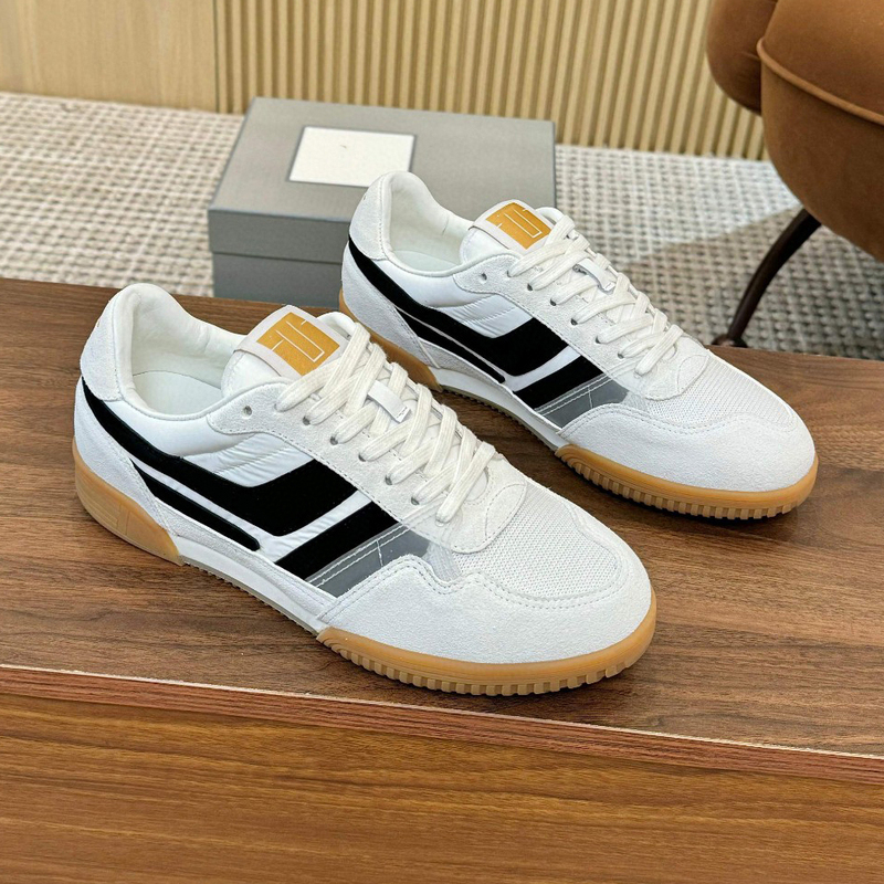 European Tom~ Spring and Autumn New Men's Casual Forrest Gump Shoes Fashionable Light Luxury Versatile Genuine Leather White Sneakers European Tom~ Spring and Autumn New Men's Casual Forrest Gump Shoes Fashionable Light Luxury Versatile Genuine Leather White Sneakers