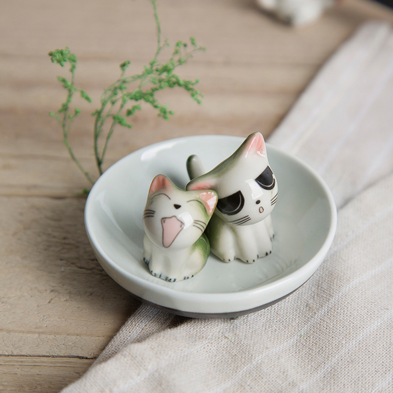 Chopsticks rack put Chopsticks Chopsticks holder, ceramic Chopsticks box creativity of pet cats Chopsticks rack shelf home furnishing articles table in the kitchen