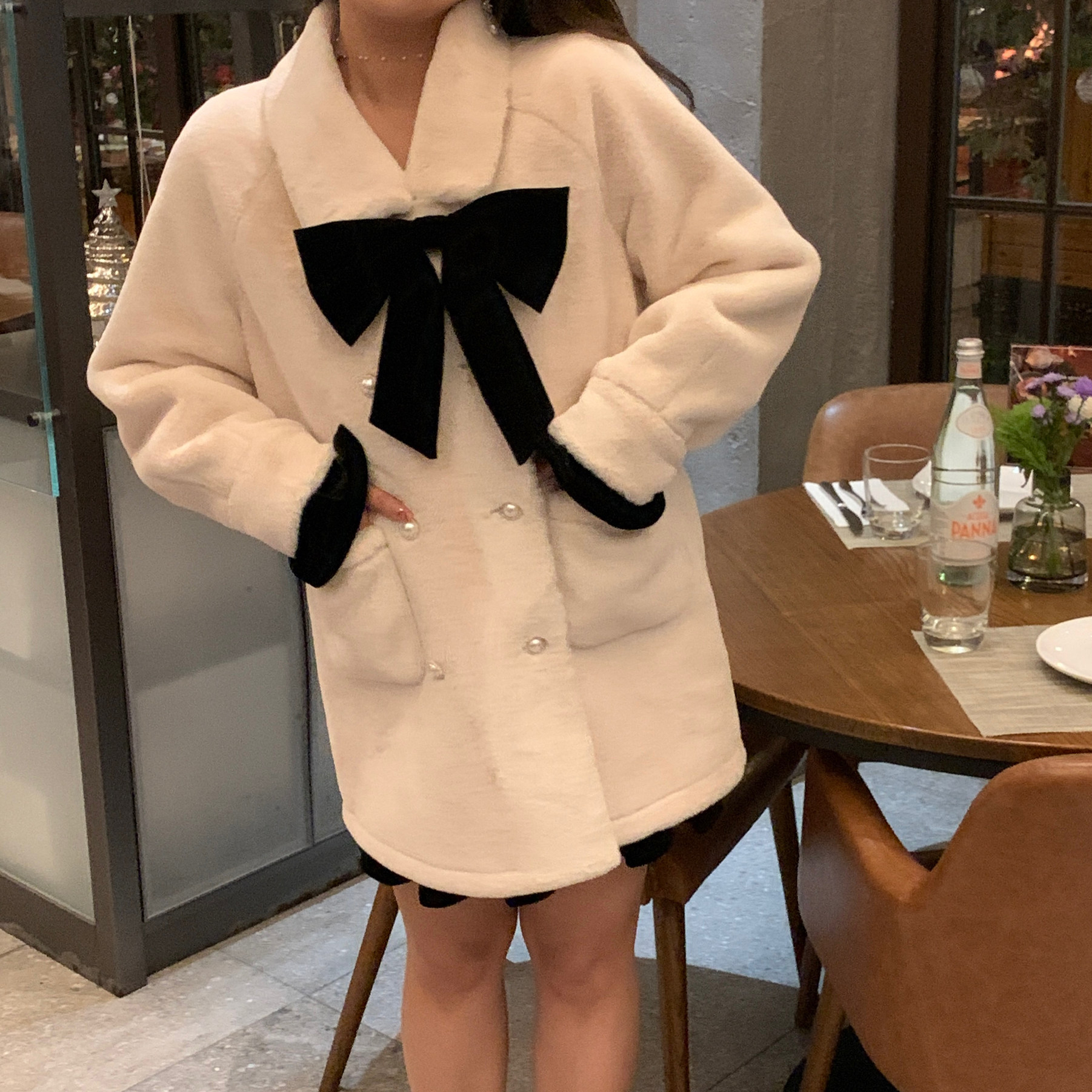 King Grape Slightly Fatter Custom Cream White Cute Bow Tie Coat Loose Lamb Wool Doll Collar Fur Coats