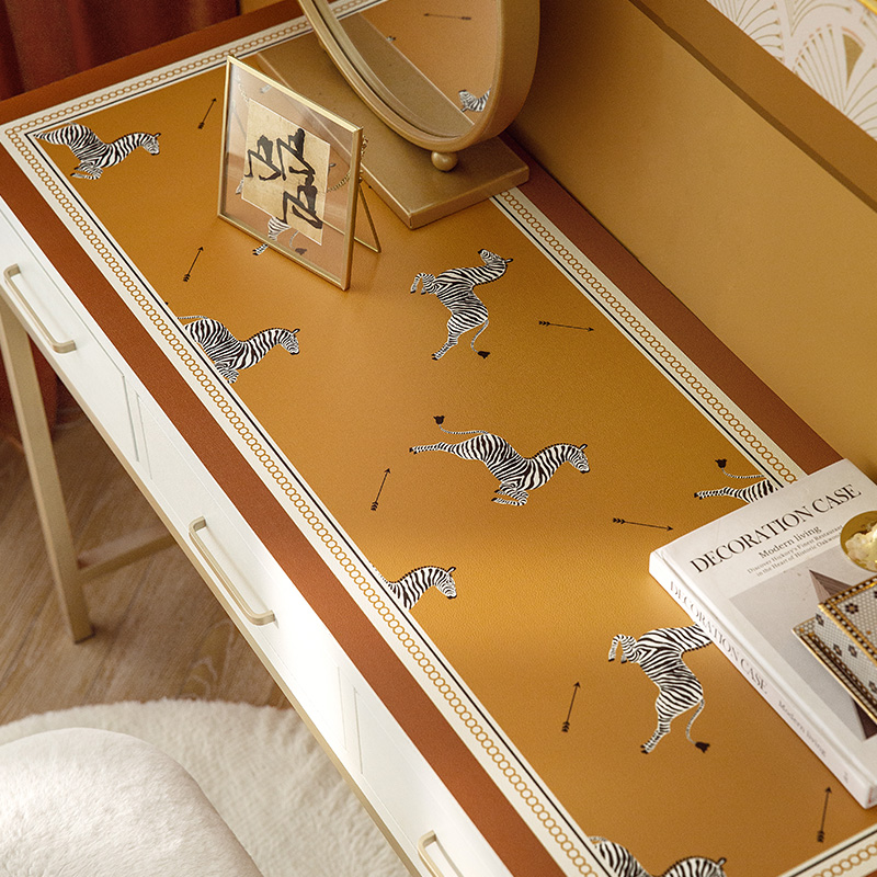 Angus-style retro light and luxurious leather desk cushion desk desk cushion Makeup Desk table cloth Makeup Pads