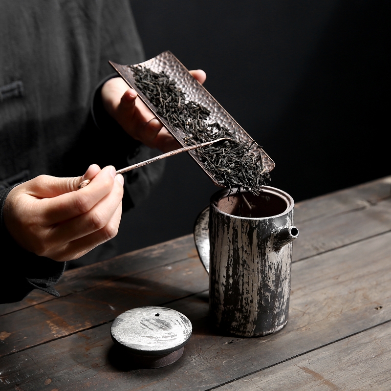 Coarse pottery coppering. As silver restoring ancient ways ceramic teapot Japanese large single pot of kung fu tea set filter teapot suit household