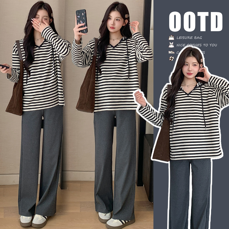 Maternity Wear, Autumn Fashion, Long-Sleeved Hooded Stripesd Top, Loose Casual Pregnancy T-Shirt, Autum Korean Style Clothes, Autum Maternity Wear, Autumn Fashion, Long-Sleeved Hooded Stripesd Top, Loose Casual Pregnancy T-Shirt, Autum Korean Style Clothes, Autum