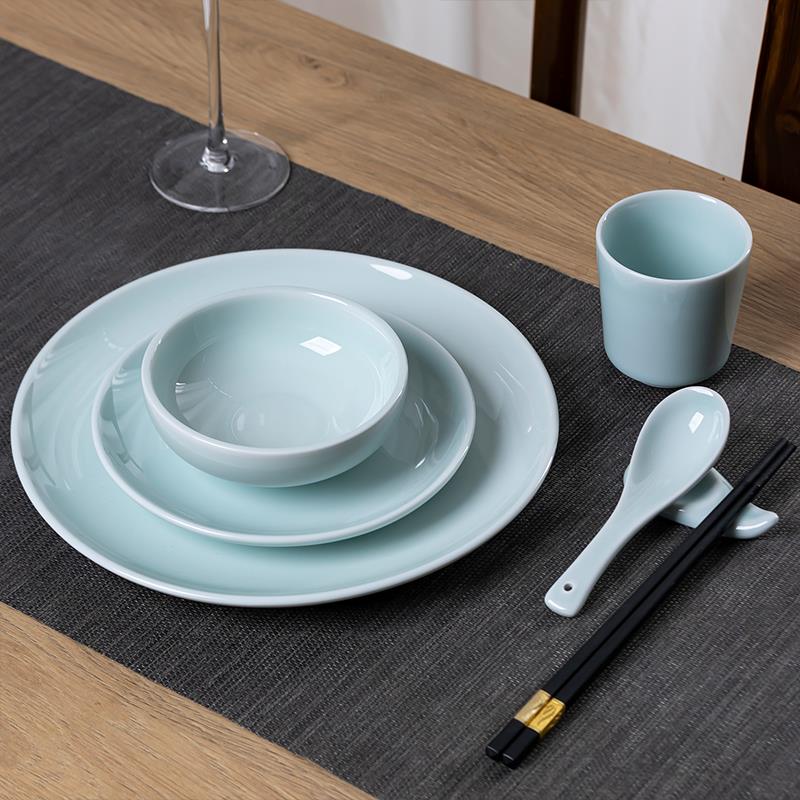 Jingdezhen ceramic Chinese restaurant dinner table 4 box celadon dishes hotel suite celadon bowls.