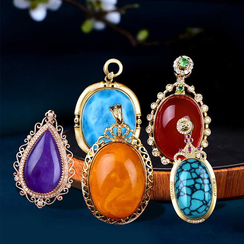 Zhengya Jewelry Natural Honey Wax Amber South Red Pine Stone Pendant Ring Earrings 18k Gold Inlaid High End Custom