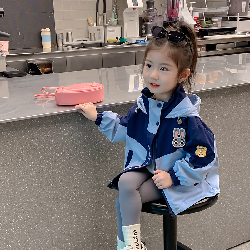 Girls' Windbreaker 2026 New Stylish Baby Girl Spring and Autumn Style Girls' Spring Tops Children's Early Spring Jacket
