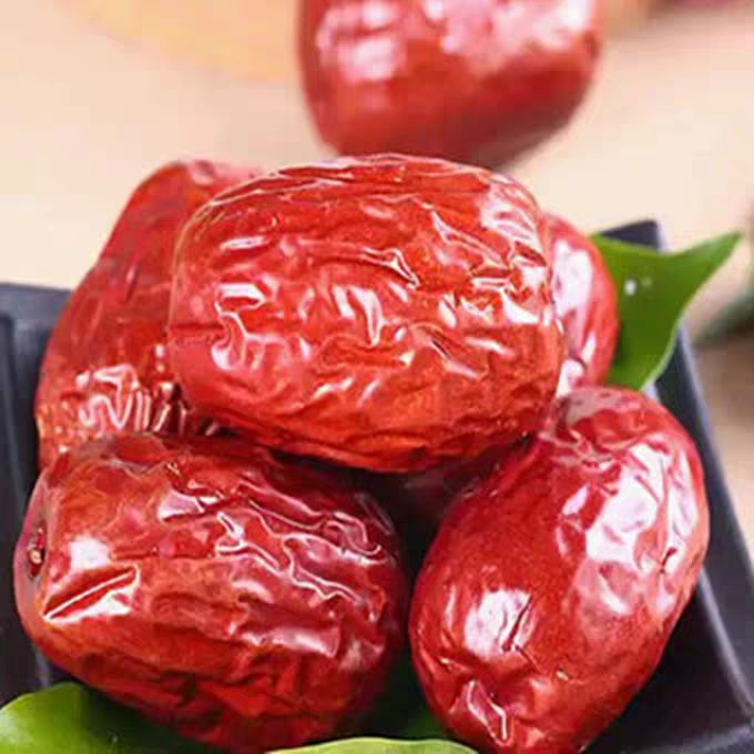 Xinjiang special birth date Jun Zaozao grade red date pregnant women are exempt from washing a first-class date Zaozi is a big nuclear small 500 gr-Taobao
