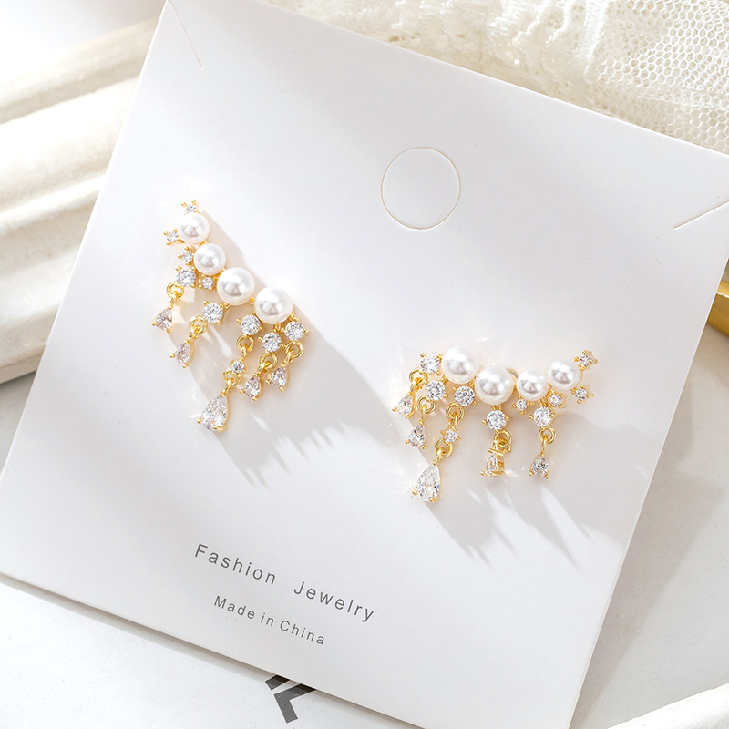 South Korea 2022 new exquisite pearl earnails feminine zirconite silver needle integrated earrings
