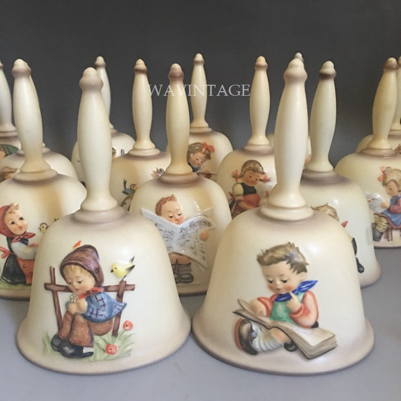 Spot German hand - drawn ceramic ringing bells of the Himmel Doll Hummel 8090 birthday present
