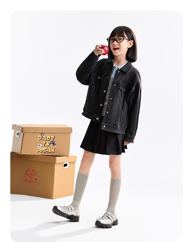 Детская куртка Жан 安奈儿童装男童女童牛仔外套2025秋高弹莱卡牛仔挺阔按扣设计廓形 Annil