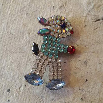 Western Antique Jewelry Retro Jewellery Handmade Ornament Czech Crystal Small Rabbit Breast pin