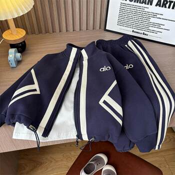 French Boys' Suits, Spring and Autumn Styles, 2026 New Models, Boys' Stylish and Fashionable Spring Children's Sweatshirt Sports Two-Piece Set