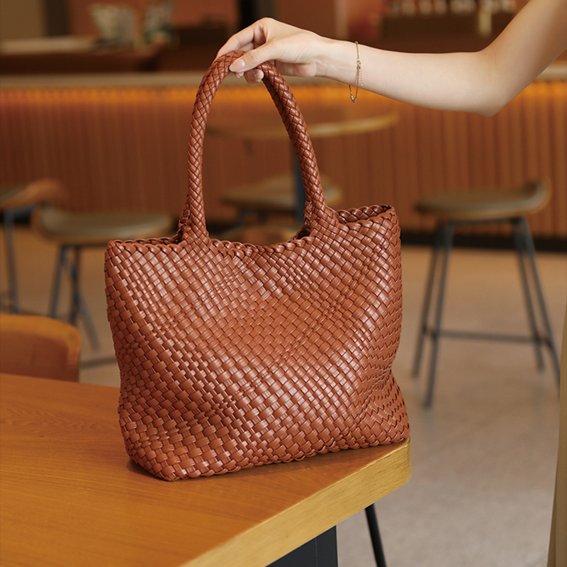 Hand-Woven Large Tote Bag for Women, Genuine Leather Shoulder Bag, Casual Oversized Beach Shopping Bag