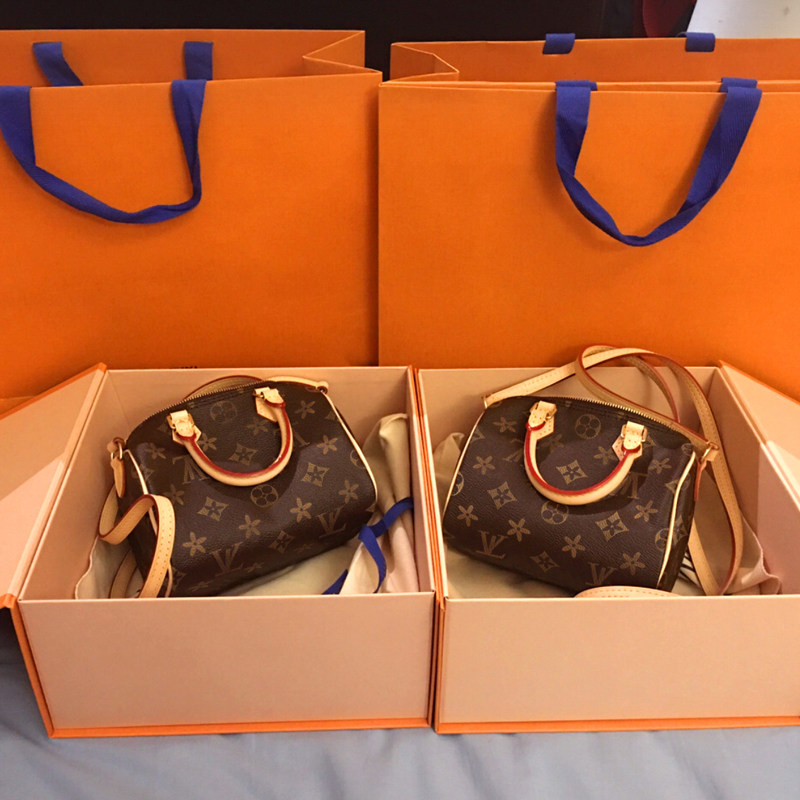 French Fashion Classic Big Brands Pet bag 2022 new tides genuine leather flowers Soft leather trendy 100 hitch cat bag