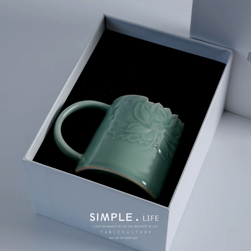 Longquan celadon cup xiangyun creative glass office cup household of Chinese style restoring ancient ways is the gift cup coffee cup with handle