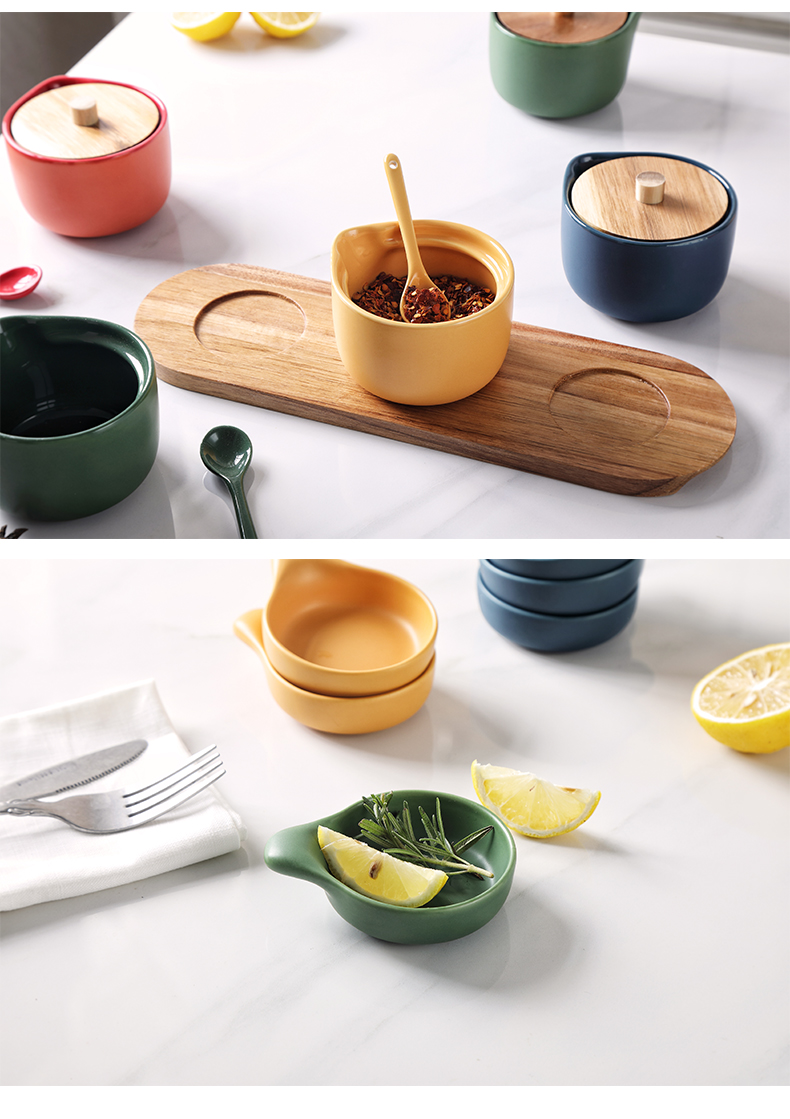 Creative ceramic flavor pot three - piece household acacia wood seasoning sauce can suit ceramic pot of salt