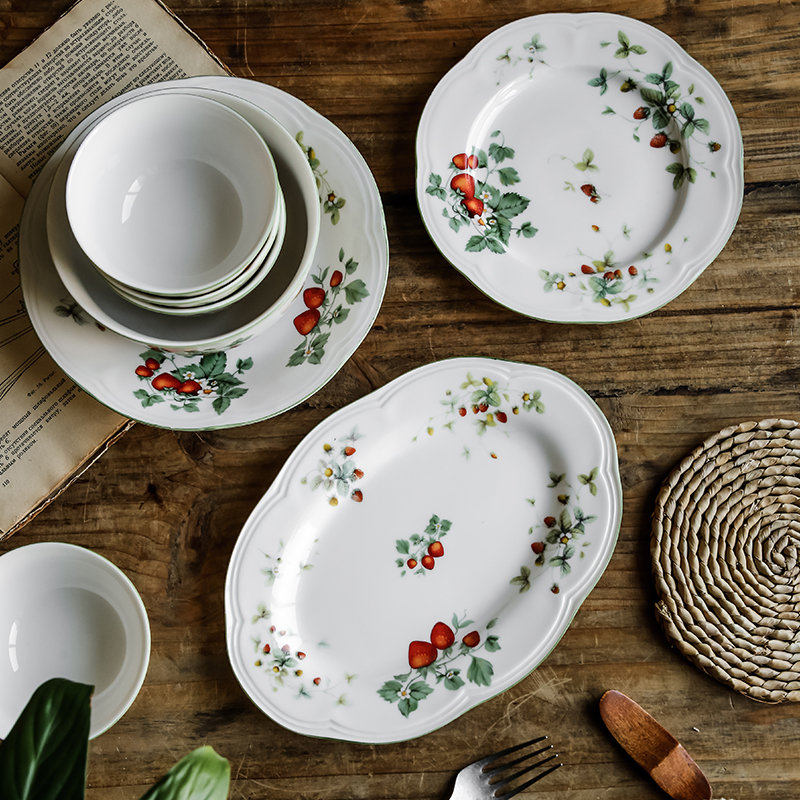 Ceramic rural wind ears pan 0 steak plate of the creative move breakfast tray was Japanese red strawberry net tableware