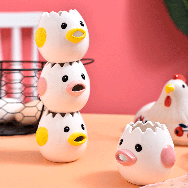 Cartoon chicken egg separator points mixer household ceramics baked egg liquid protein egg yolk an artifact