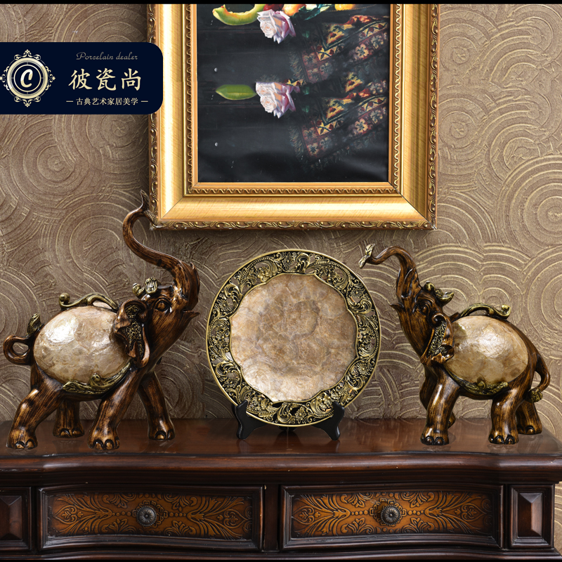 European style wiring room TV cabinet Xuanshu luxury decorations classical recruitment like American style Chinese three-piece set