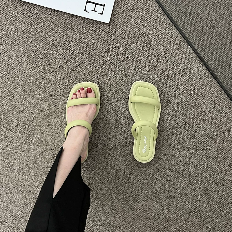 Летние тапочки, пляжная обувь, коллекция 2023 года, стиль Chanel, подходит к юбке, французский стиль, пляжный стиль
