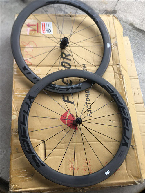 Beast Highway Carbon Fiber Wheel Group Road Carbon Breaking Carbon Knife 50MM High Efficiency Cruise Climbing Wheel Group