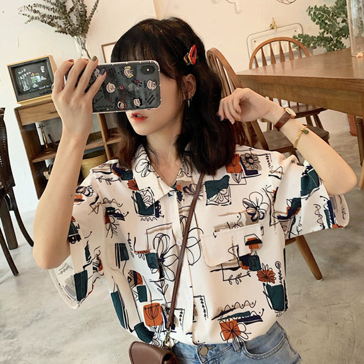 Hong Kong style flower shirt women's short-sleeved retro summer strange girly shirt design small half-sleeved printed top