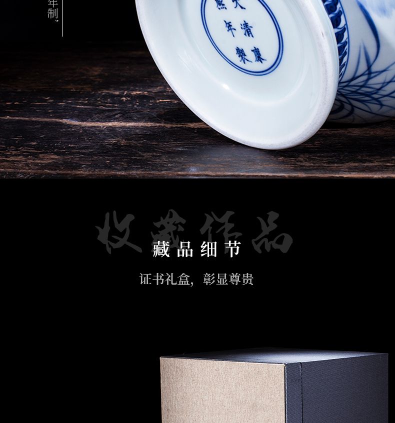 Jingdezhen ceramic handicraft furnishing articles sitting room flower arranging new Chinese style antique porcelain home decoration of blue and white porcelain vase