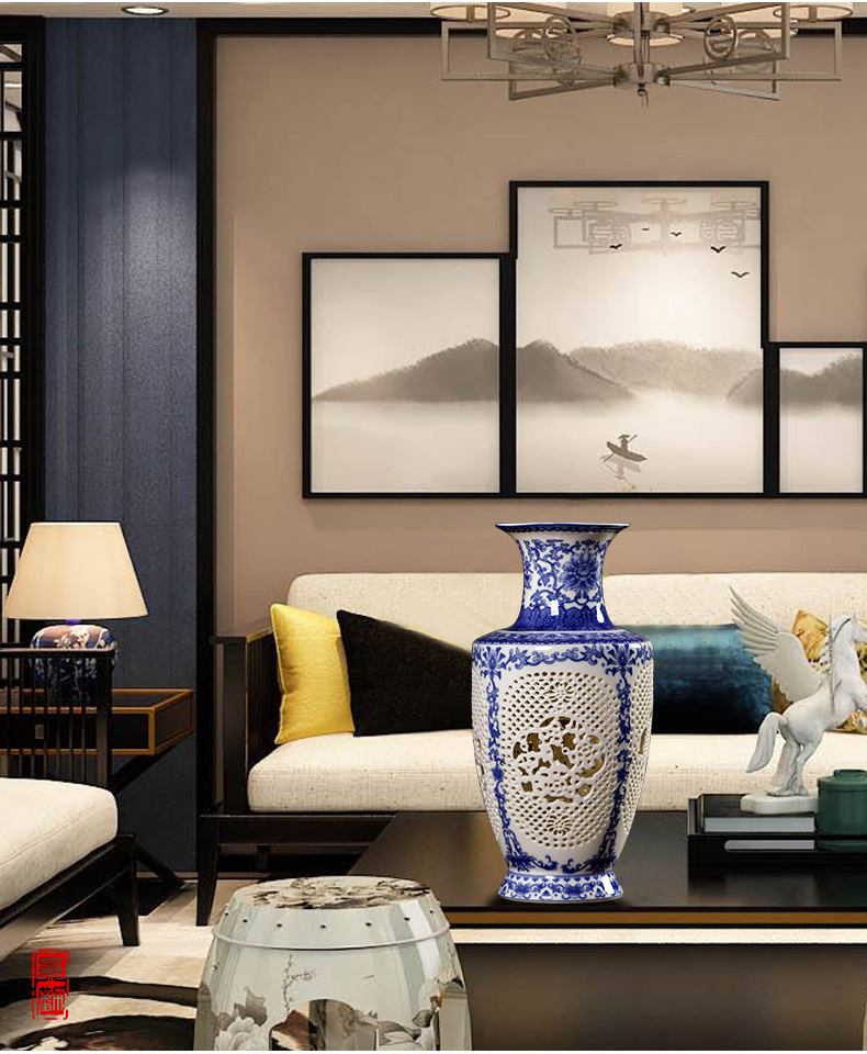 Jingdezhen ceramic thin tire hollow out blue and white vase ivory famille rose porcelain vase I and contracted household adornment furnishing articles