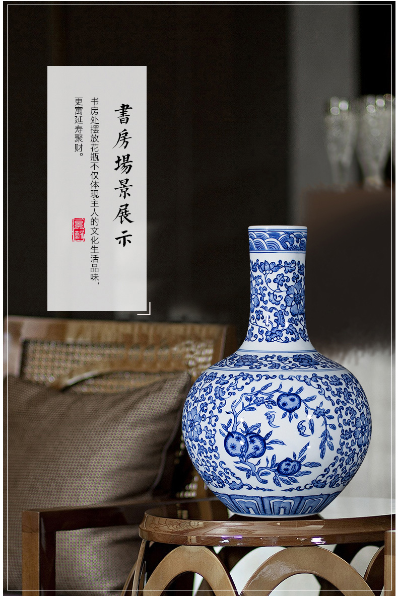 Jingdezhen ceramics vase furnishing articles antique hand - made flower arranging Chinese style household adornment blue and white porcelain is the living room