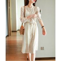 The double layer texture collision is a delicacy and a gentle double enjoyment of a gentle ambience and will not be too mediocre