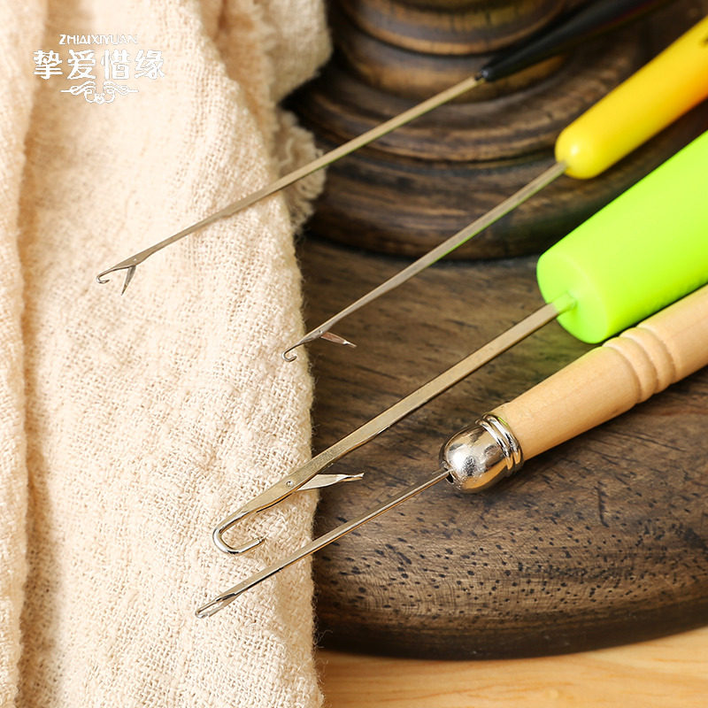 Hook with tongue crochet plastic handle Small hook Sweater yarn needle Extra fine tongue hook Knitted yarn shoe hook needle Knitting tool