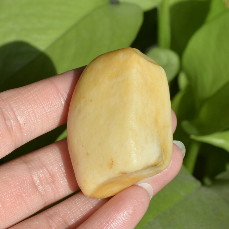 L=46MM14# Natural Xinjiang Wuerhe golden silk jade rough stone Gobi color jade