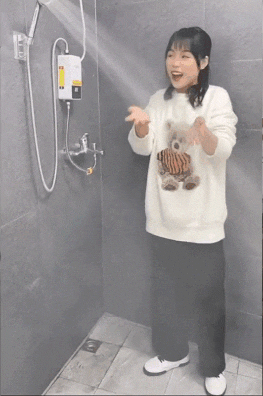 10033(1).gif