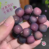Странный фиолетовый виноград