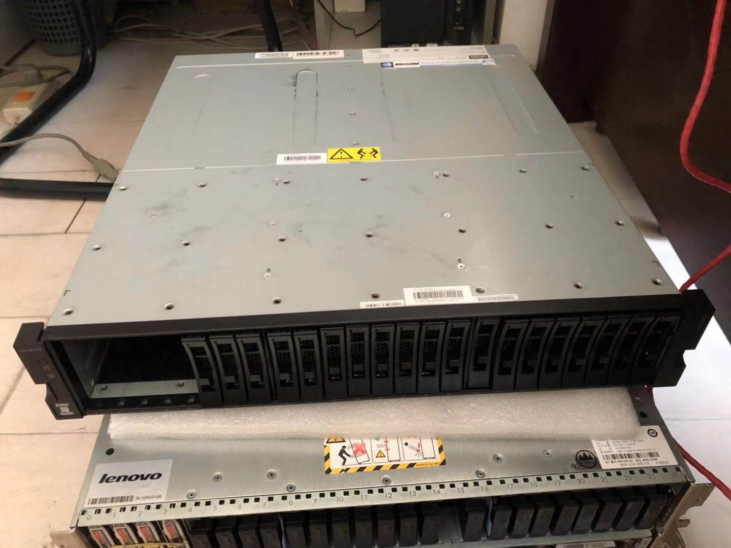 Lenovo Storage V3700 V2 6535HC5 01AC366 Battery 01AC404 Power Supply