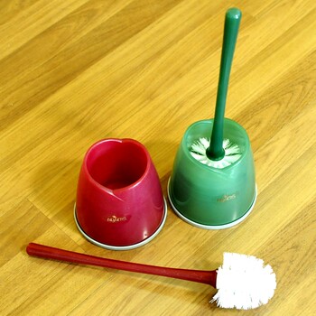 Korean style drain toilet brush with seat