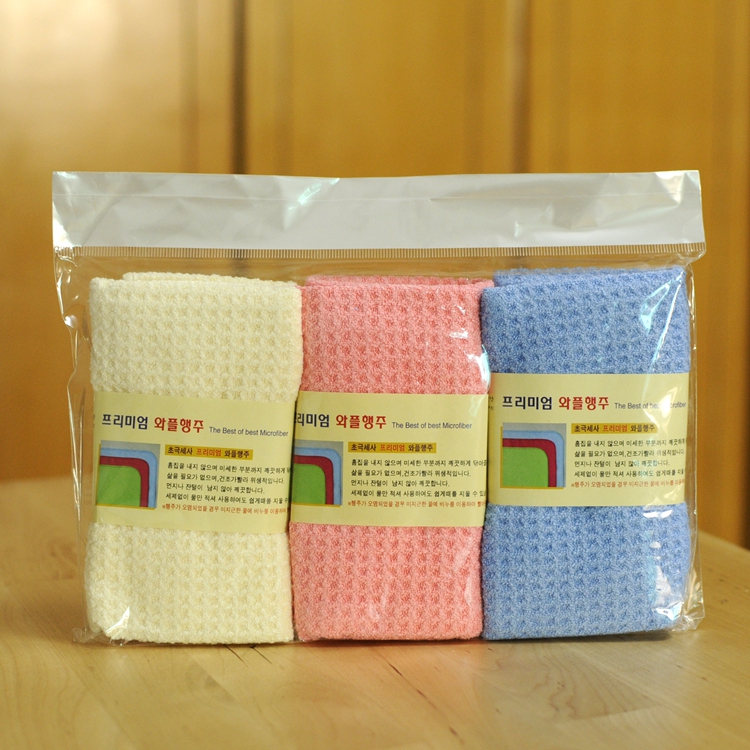 South Korean pineapple obliterated 3 strips of bamboo fiber Baise cloth with strong water absorption and decontamination without dropping hair-dry cutlery