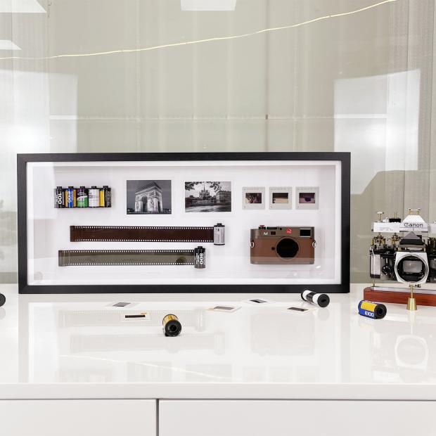 Model House Wall-Mounted Picture Frame, Model Room Decorative Painting, Simple Camera-Themed Solid Wood Three-Dimensional Painting Ornament