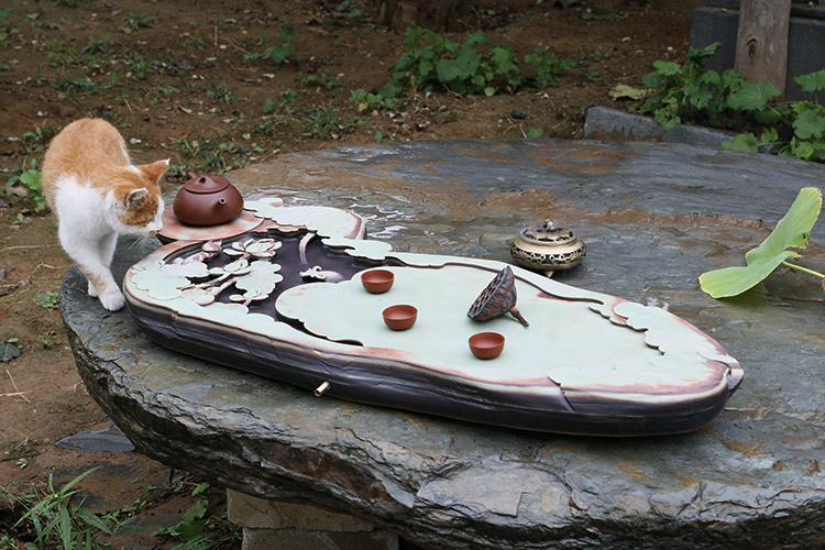 Shu is a purple robe jade belt stone tea tea tray with the whole piece of the original natural stone, stone tea set contracted dry mercifully set