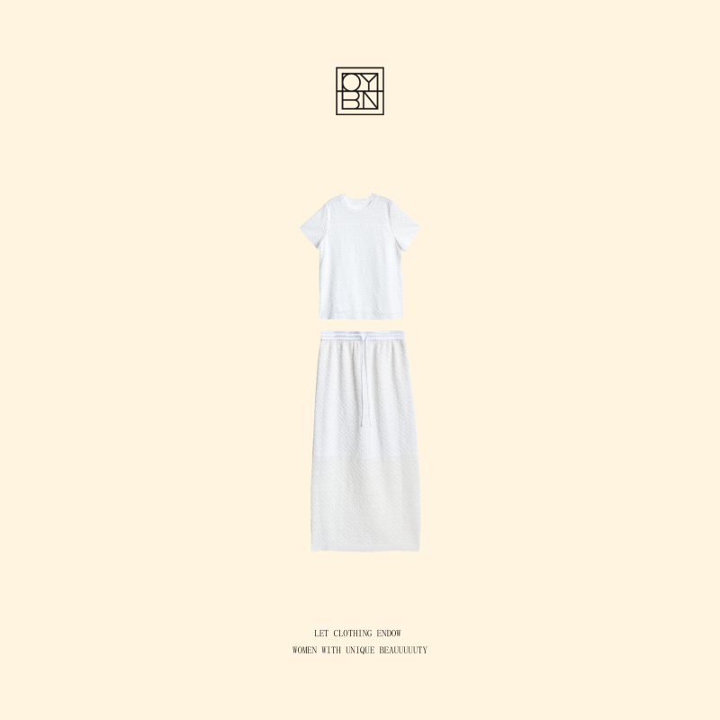 Oybn Ouyang Beini【White Moonlight】Plus-Size Slimming Hollow-Out T-Shirt and Elastic Waist Skirt Set 645