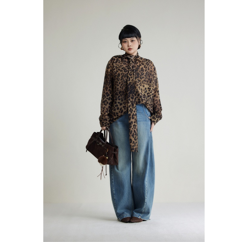 Oybn Ouyang Beini【Fashionista】Slightly Plus-Size Design with Stylish Ribbons and Trendy Leopard Print Shirt Top 5592